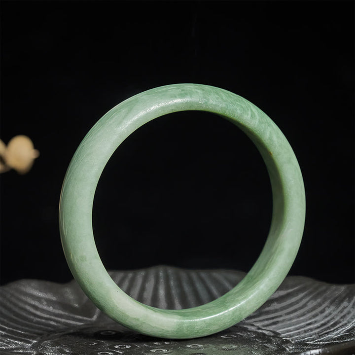 Brazalete de prosperidad con diseño simple de jade natural y Buddha Stones - image 1