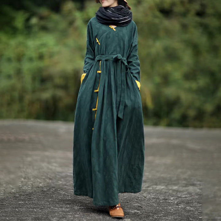 Vestido midi de algodón con cuello en V, manga larga y bolsillos, con botones de rana y estampado de Buddha Stones - image 2