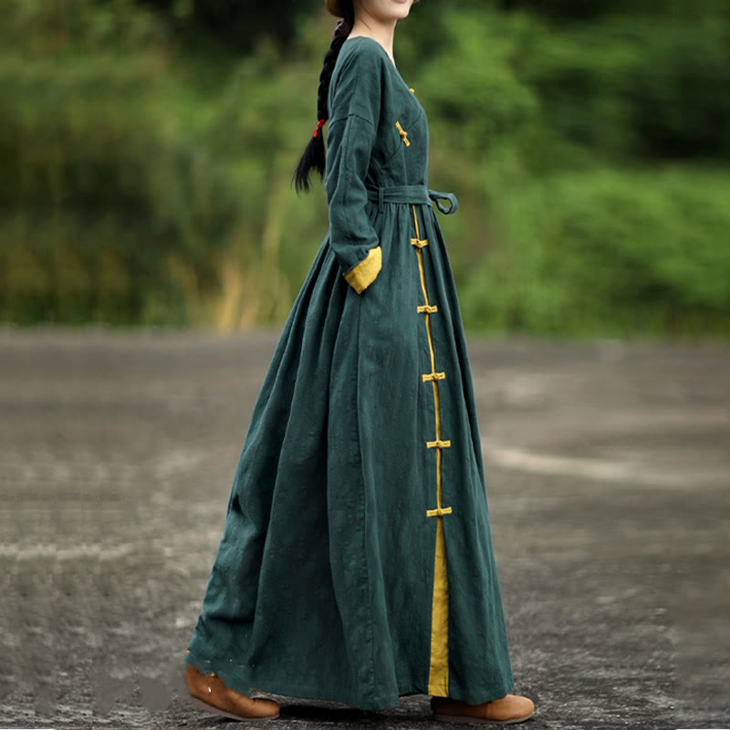 Vestido midi de algodón con cuello en V, manga larga y bolsillos, con botones de rana y estampado de Buddha Stones - image 4