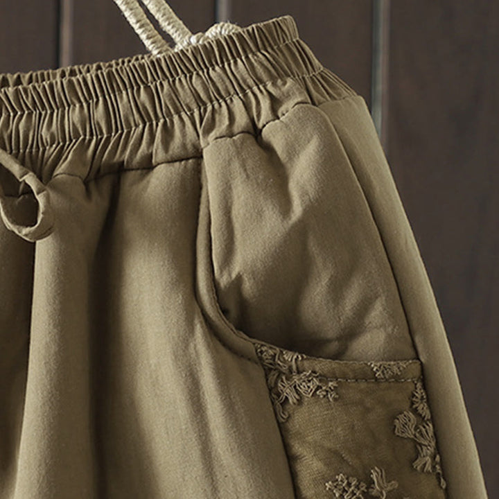 Pantalones gruesos de algodón y poliéster con bordado de flores y Buddha Stones para mujer con bolsillos - image 10