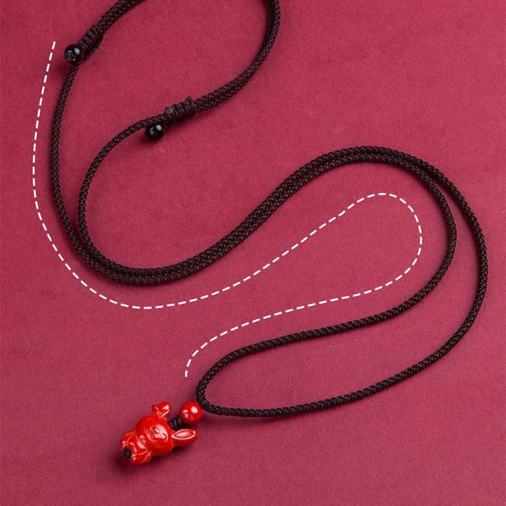 Collar con colgante de cuerda con bendición de cinabrio y diseño grabado del zodiaco chino con Buddha Stones del Año del Caballo - image 17