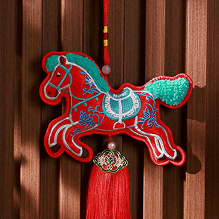 Adorno colgante con borlas y campana bordada con Buddha Stones del Año del Caballo - image 13