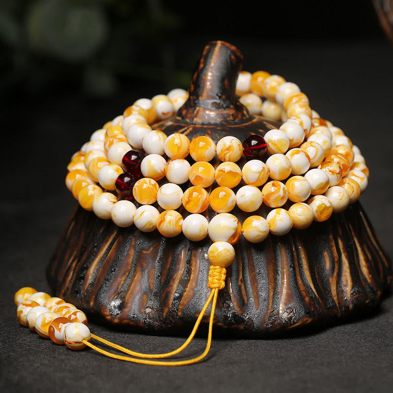 Mala tibetano de ámbar con 108 cuentas, blanco y amarillo, de Buddha Stones - image 0