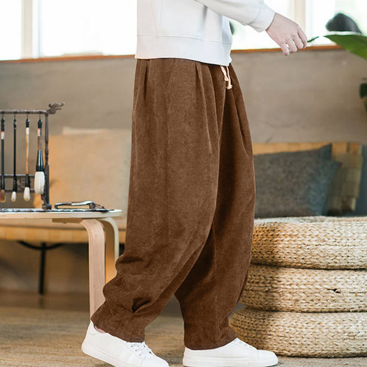 Pantalones harén de pana con forro polar liso y diseño simple para hombre, estilo retro Buddha Stones, con bolsillos - Vara de oro oscura - US/UK/AU46, EU56 (5XL) - image 1