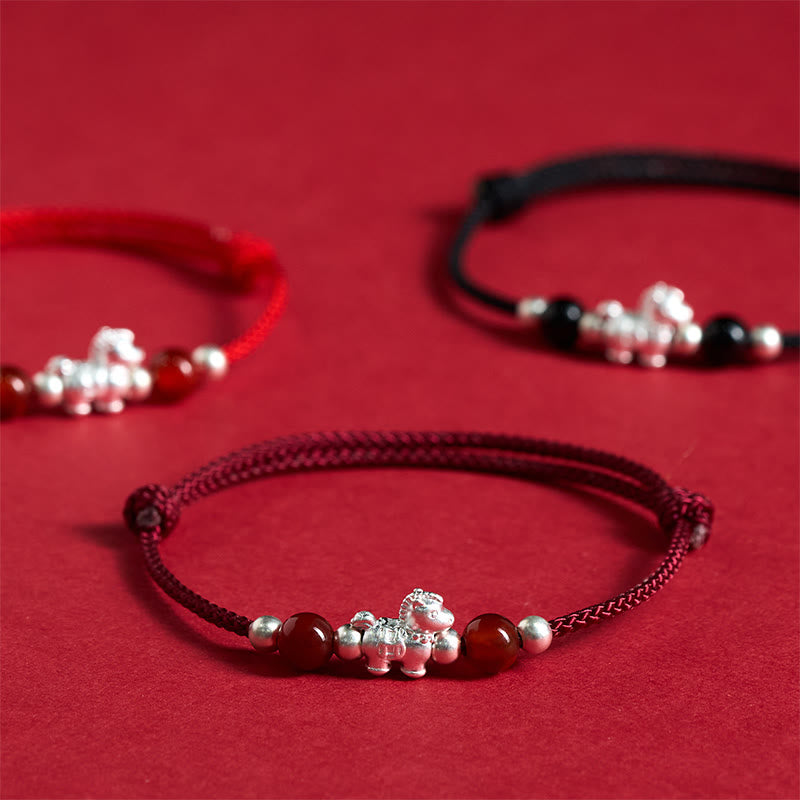 Pulsera de hilo de plata de ley 999 con Buddha Stones y ágata roja, Año del Caballo, Prosperidad - image 0