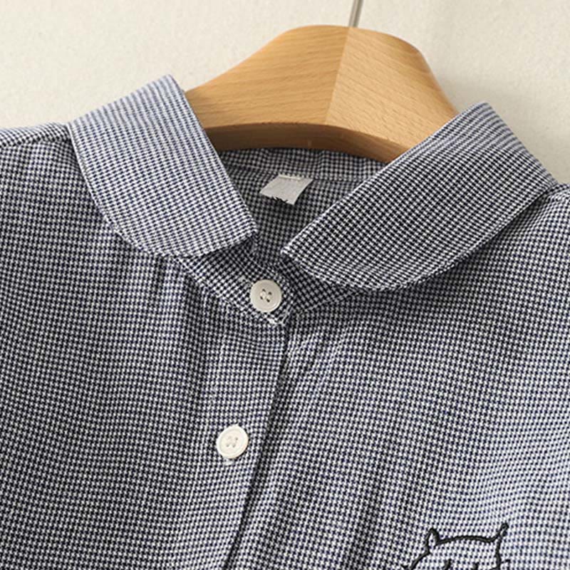 Camisa de manga larga para mujer con cuello alto, botones y diseño de gato y gatito con bordado de Buddha Stones - image 1