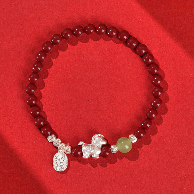 Pulsera de hilo rojo de plata de ley 999 con Buddha Stones y jade hetiano cinabrio del Año del Caballo. - Caballo de jade Hetian con cinabrio y plata de ley 999 (circunferencia de la muñeca: 14-15 cm) - image 1