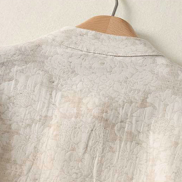 Camisa de lino y algodón de manga larga con diseño texturizado y botones de rana para mujer de Buddha Stones - image 3