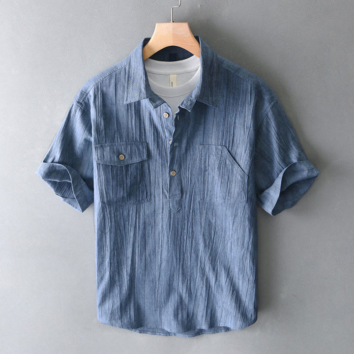 Camisa de algodón y ramio de manga corta con diseño plisado liso de verano para hombre con medio botón y diseño de Buddha Stones - Azul acero - US/UK/AU44, EU54 (4XL) - image 0