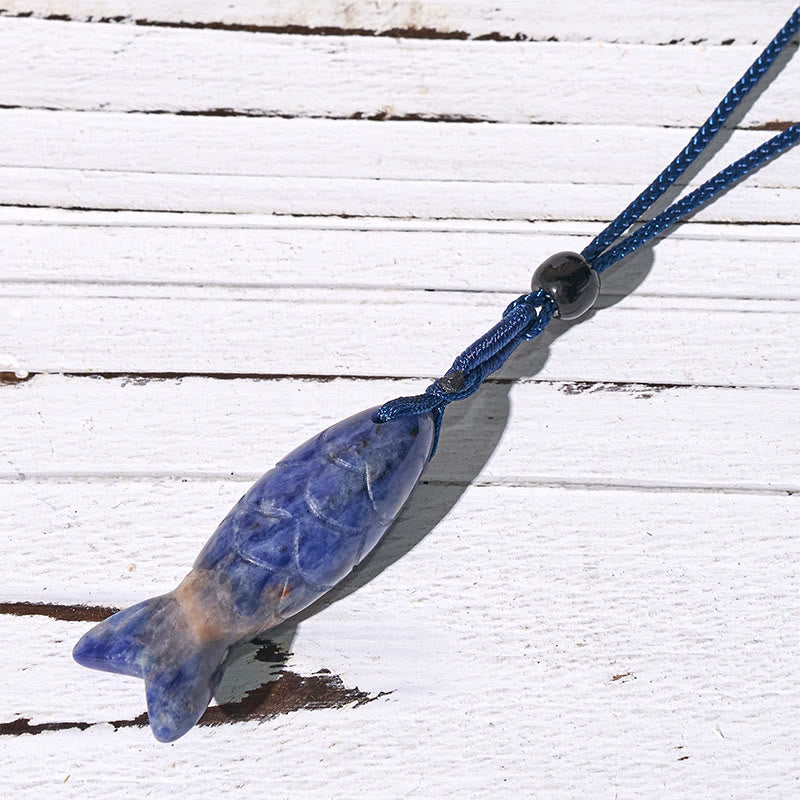 Collar con colgante de Buddha Stones tallada con pez koi, cristal rosa, ágata india, amatista, calidez y prosperidad. - Sodalita (tamaño del colgante: 15 x 40 mm) - image 38