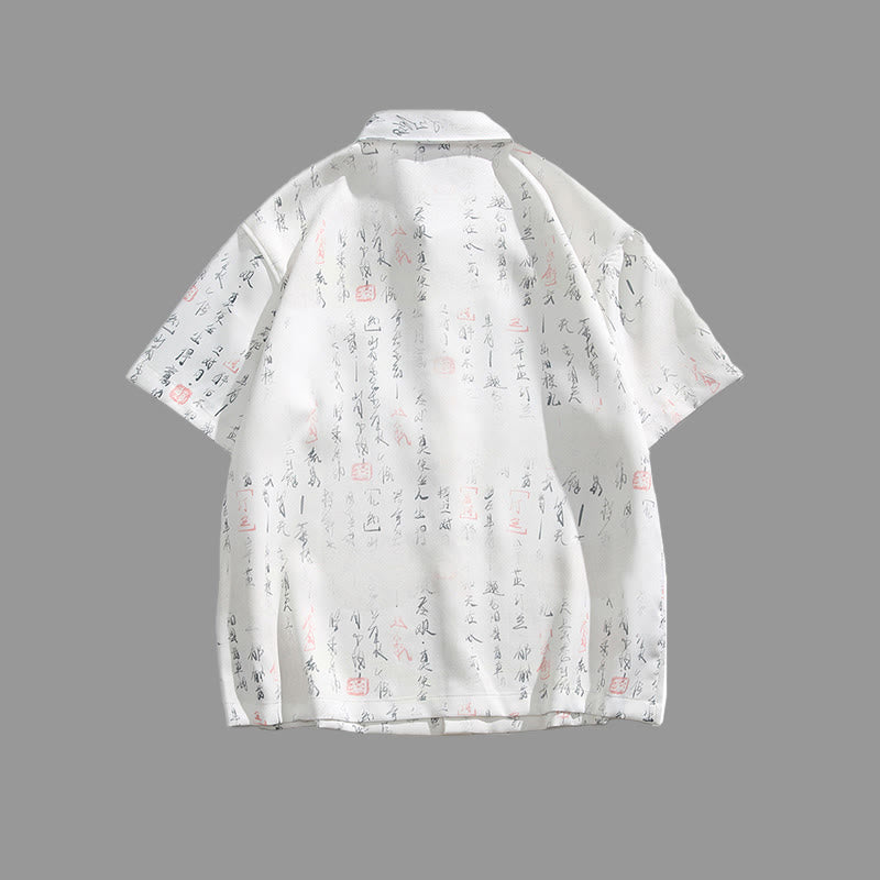 Buddha Stones Camisa de manga corta para hombre con bolsillo y diseño de rana con barra metálica y estampado de caligrafía - image 3