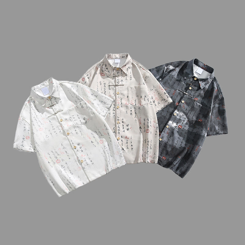 Buddha Stones Camisa de manga corta para hombre con bolsillo y diseño de rana con barra metálica y estampado de caligrafía - image 13