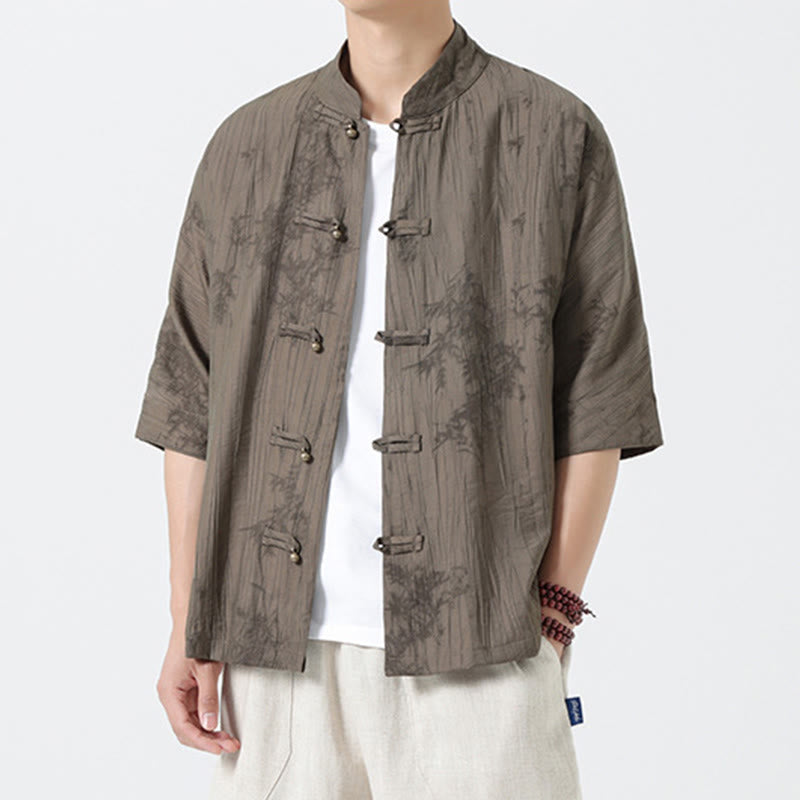 Buddha Stones Camisa de hombre de manga corta con diseño de agujas de pino y botones de rana - image 3