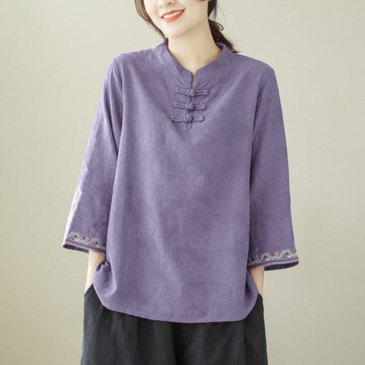 Camisa de algodón para mujer con diseño de Buddha Stones Jacquard, botones de rana, cuello alto, bordado, manga tres cuartos - image 4