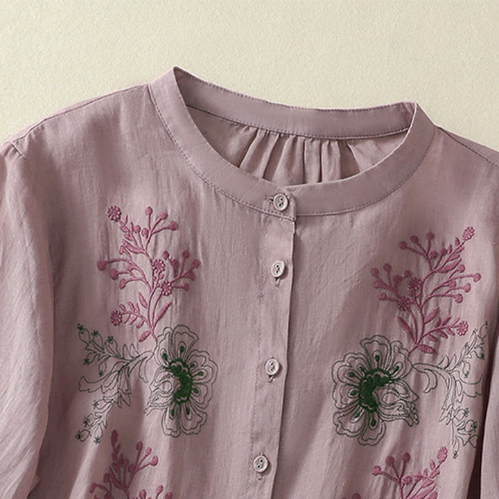 Buddha Stones Camisa de algodón para mujer con cuello alto, manga tres cuartos y abertura lateral, diseño plisado y bordado - image 9