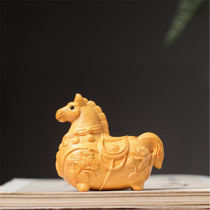 Buddha Stones Mini Año del Caballo Loto Ébano Tilo Madera Sándalo Verde Decoración 5,5*5*3,2cm - image 5