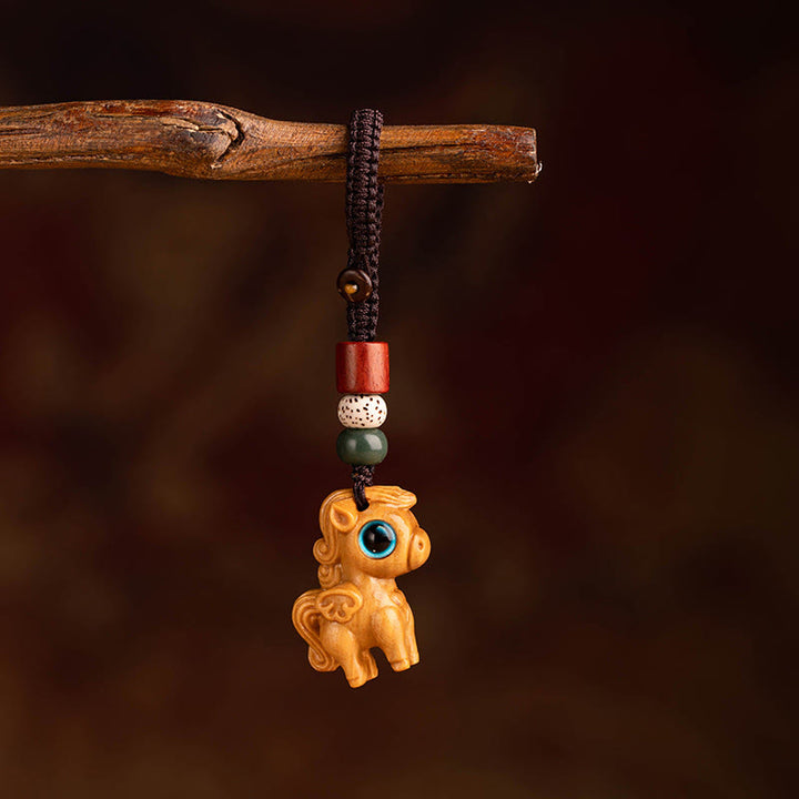 Buddha Stones Llavero con bendición de la semilla Bodhi de la luna, estrella y sándalo rojo del Año del Caballo - Caballo de semillas de Bodhi de sándalo rojo, estrella y luna - image 0