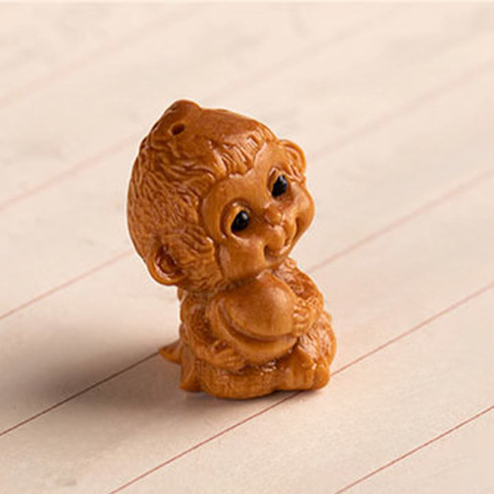 Buddha Stones Llavero con bendición de la semilla Bodhi de la luna, estrella y sándalo rojo del Año del Caballo - image 36