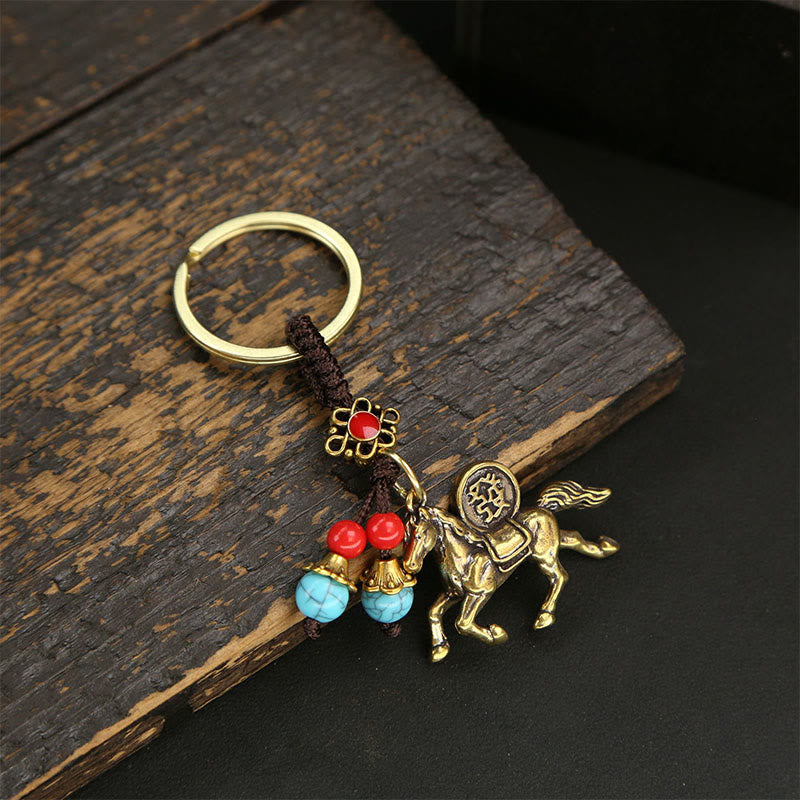 Llavero de riqueza con monedas de los Cinco Emperadores de cobre y latón con Buddha Stones del Año del Caballo - Caballo de cuentas azules con hilo marrón - image 0