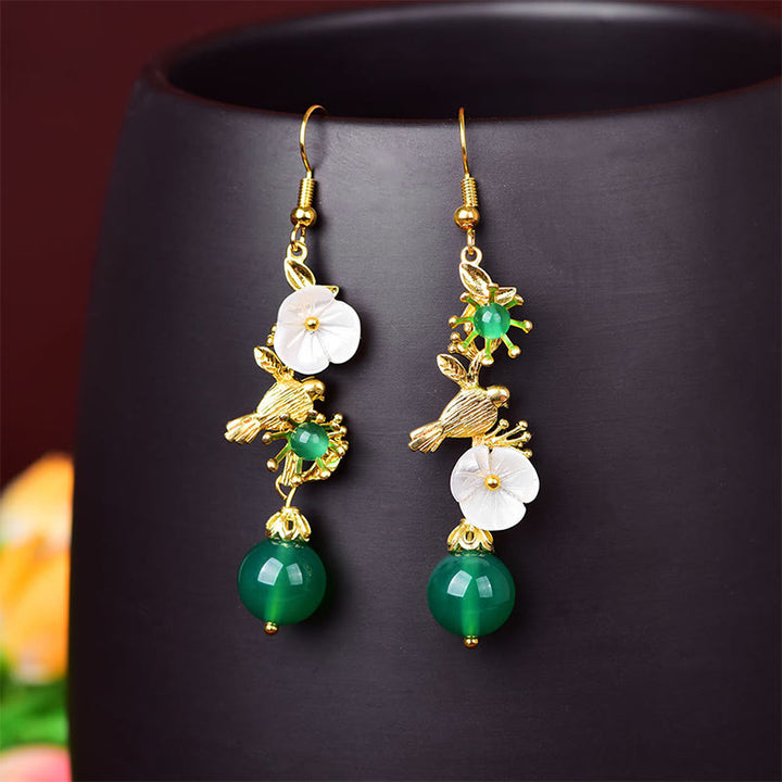 Buddha Stones Pendientes colgantes con cuentas de ágata verde y flor blanca con forma de pájaro - Ágata verde (postes de cobre) - image 0