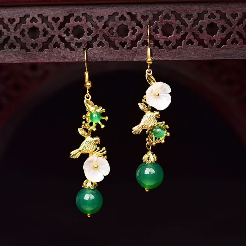 Buddha Stones Pendientes colgantes con cuentas de ágata verde y flor blanca con forma de pájaro - image 1
