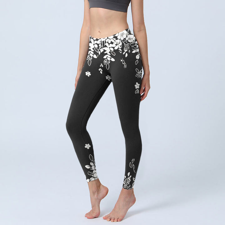 Buddha Stones Leggings de yoga para mujer con estampado floral en contraste en blanco y negro - Negro - US18，UK/AU22，EU50 (4XL) - image 0