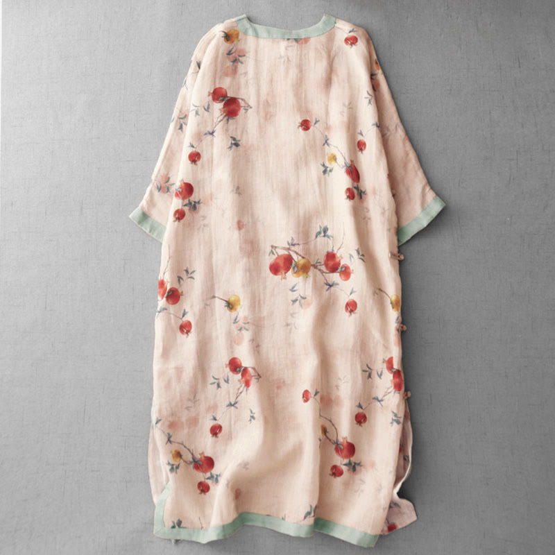 Vestido midi de manga corta con estampado de flores de granada, orquídeas y botones de rana, con abertura lateral y diseño de Buddha Stones. - image 2