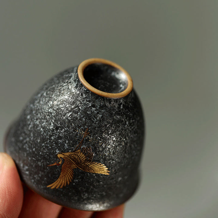 Buddha Stones Taza de té de cerámica pequeña con forma de grulla dorada pintada a mano, 40 ml - image 7