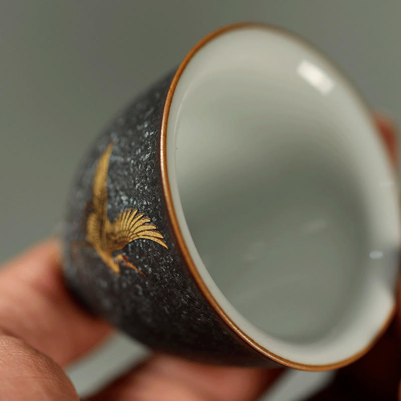 Buddha Stones Taza de té de cerámica pequeña con forma de grulla dorada pintada a mano, 40 ml - image 6