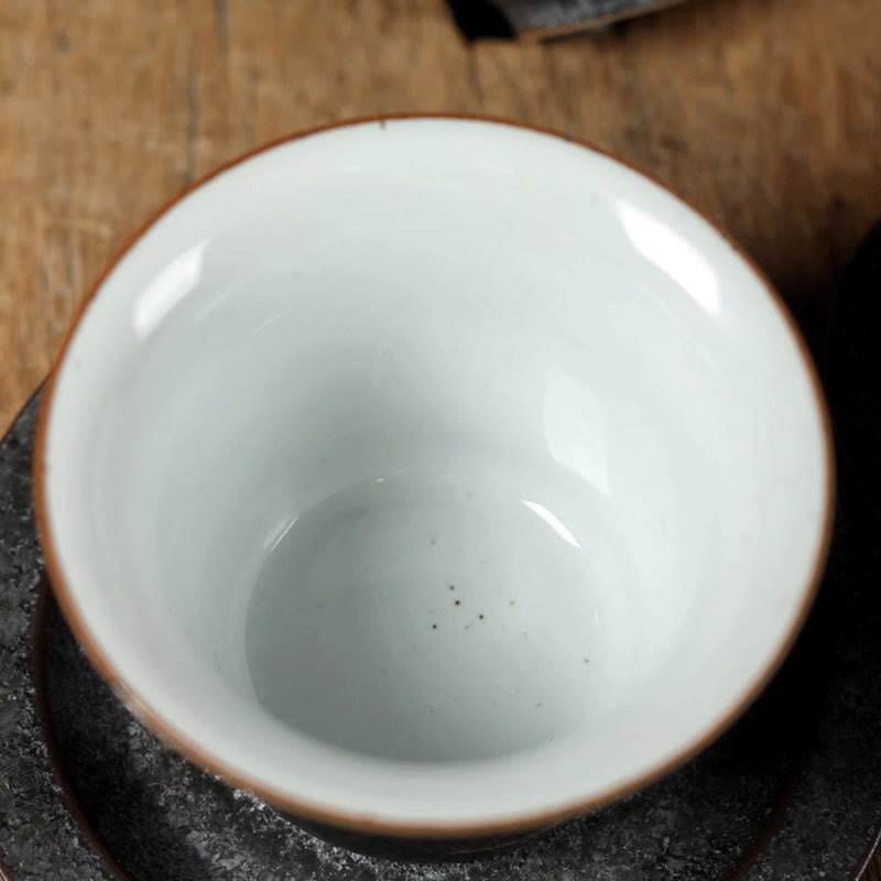 Buddha Stones Taza de té de cerámica pequeña con forma de grulla dorada pintada a mano, 40 ml - image 2