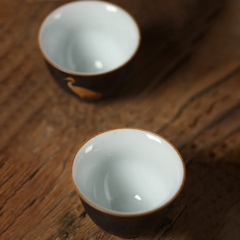 Buddha Stones Taza de té de cerámica pequeña con forma de grulla dorada pintada a mano, 40 ml - image 9