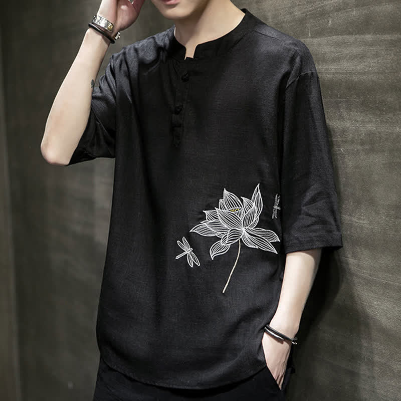 Buddha Stones Camiseta de manga corta para hombre con estampado de libélula de loto bordada de verano y botones de rana china - image 4