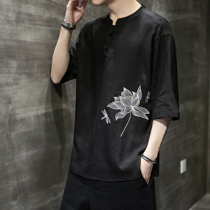 Buddha Stones Camiseta de manga corta para hombre con estampado de libélula de loto bordada de verano y botones de rana china - image 3