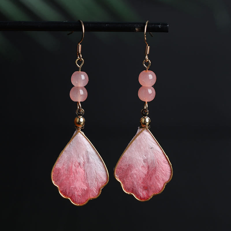 Buddha Stones Pendientes de gancho con diseño de terciopelo rosa hechos a mano con diseño de seda que protegen la buena fortuna. - Fibras de seda (tamaño: aproximadamente 5,5 x 1 cm) - image 0