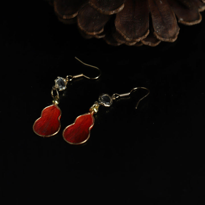 Buddha Stones Pendientes de gancho con diseño de calabaza de seda roja hechos a mano con bendición de la fortuna - image 2