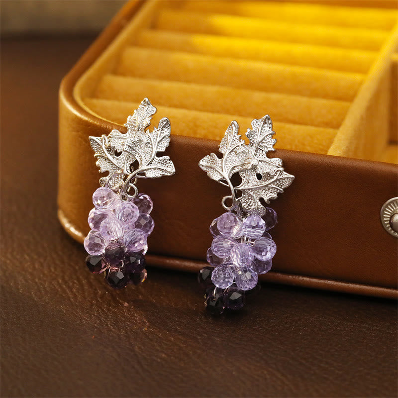 Buddha Stones Pendientes de cobre con diseño de hojas de uva moradas que simbolizan la riqueza - Uva (postes de plata de ley 925) - image 0