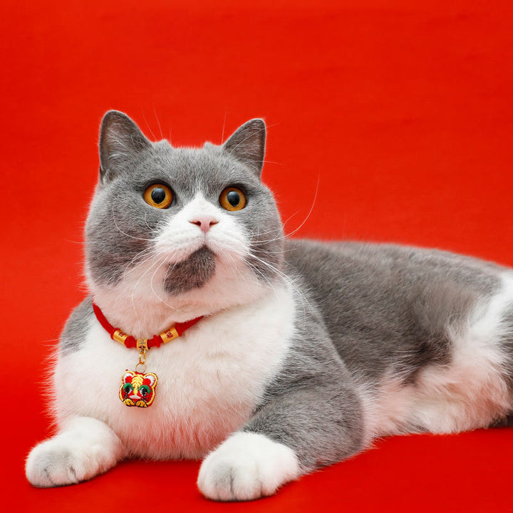 Buddha Stones Collar ajustable para mascotas, para gatos y perros, con bordado trenzado de hilo rojo y diseño de tigre. - image 0