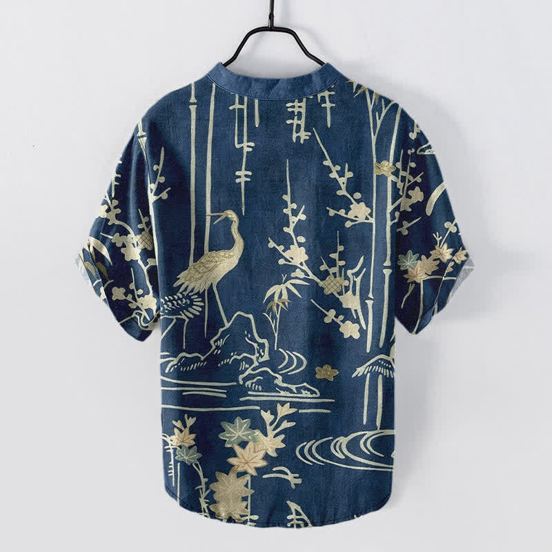 Buddha Stones Camisa de manga corta con medio botón para hombre, con estampado floral de bambú y grullas de algodón. - image 1