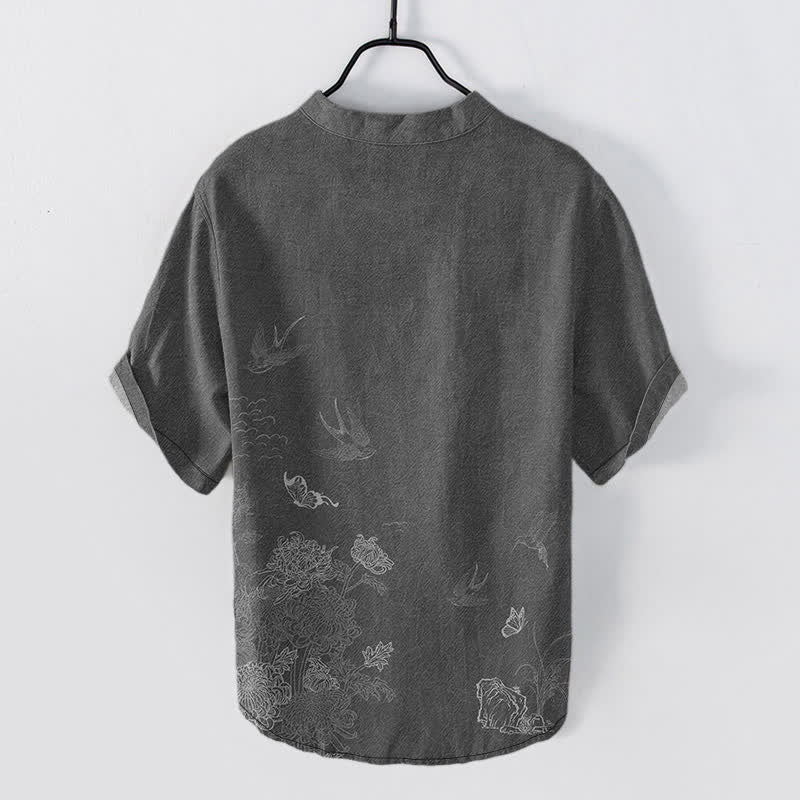 Buddha Stones Camisa de manga corta para hombre con estampado de mariposa loto golondrina. - image 1