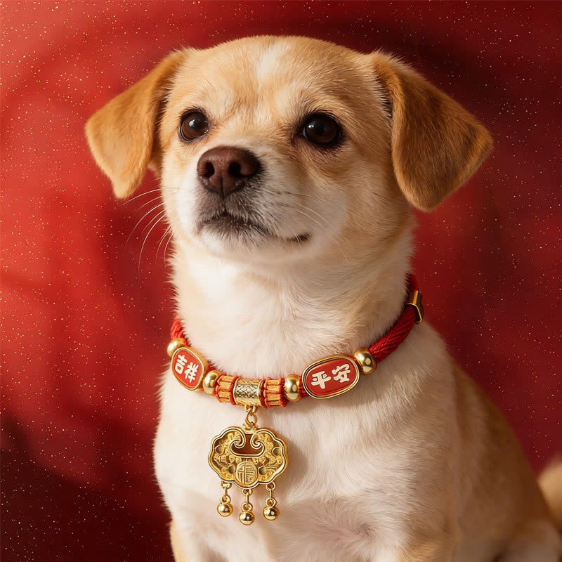 Buddha Stones Collar ajustable para mascotas, para gatos y perros, con cuentas rojas y diseño de personajes de la suerte. - Candado dorado pacífico - 25-50 cm - image 0