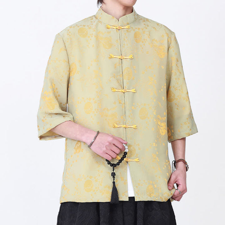 Buddha Stones Camisa de hombre elegante de estilo vintage veraniego con cuello mandarín y estampado de nubes doradas, manga hasta el codo. - Caqui - US/UK/AU46, EU56 (5XL) - image 0