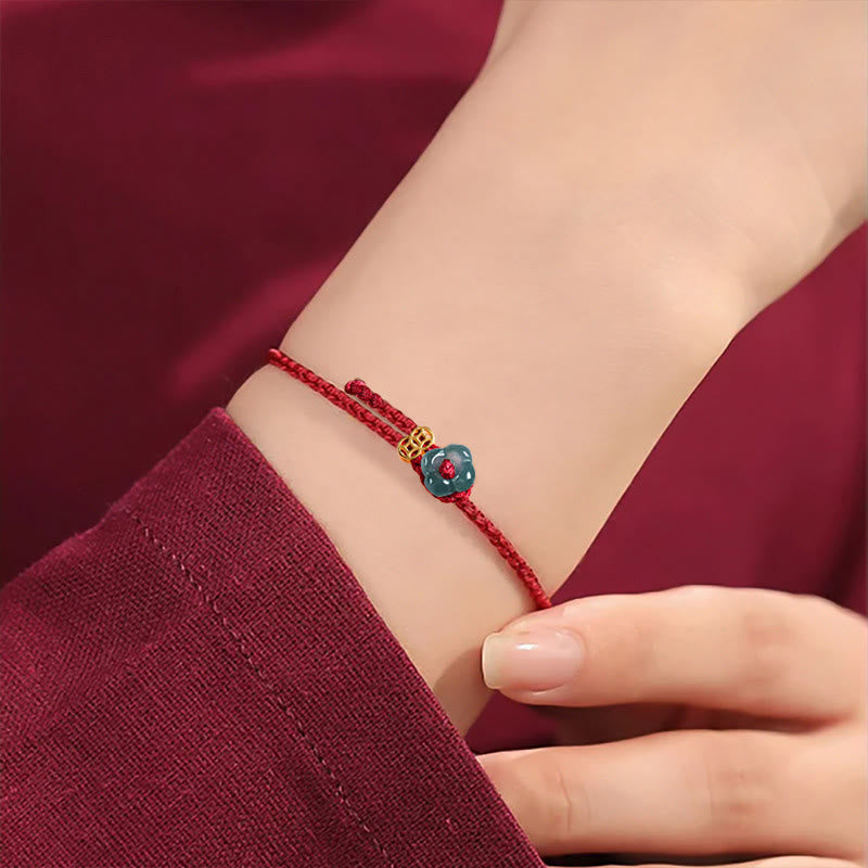 Buddha Stones Pulsera de hilo rojo con moneda de cobre y flor de jade de la suerte - image 4