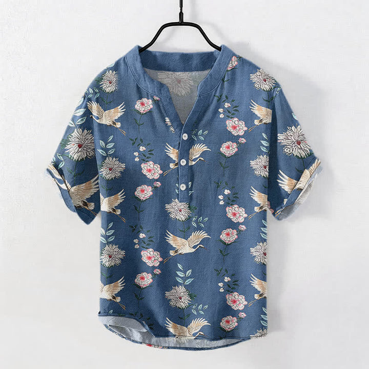 Buddha Stones Camisa de manga corta con medio botón y estampado floral de grullas de algodón para hombre - Azul acero - US/UK/AU50, EU60 (5XL) - image 0