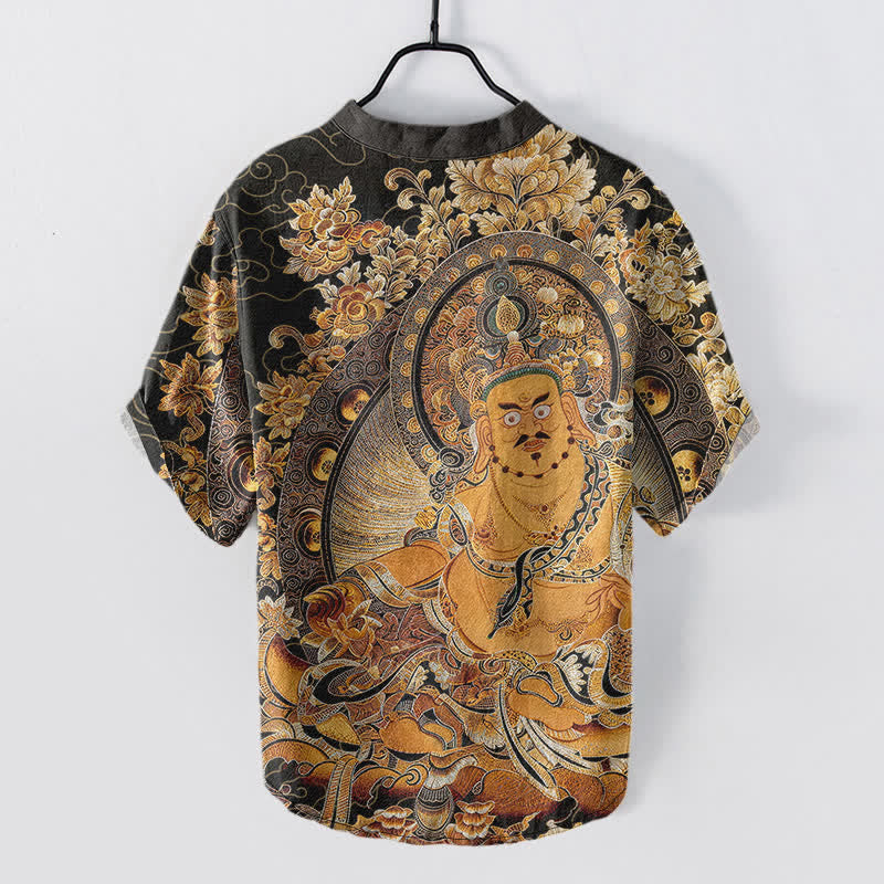 Buddha Stones Camisa de manga corta con medio botón para hombre, de algodón dorado con estampado floral de Buda. - image 1