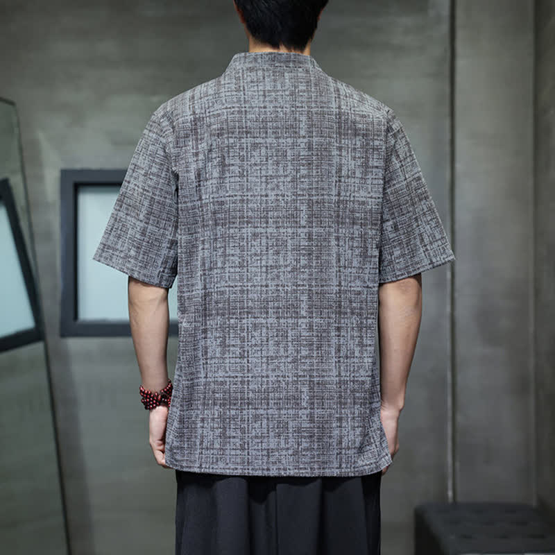 Buddha Stones Camisa de manga corta para hombre, color liso, con cuello mandarín y botones de rana, estilo casual de verano. - image 2