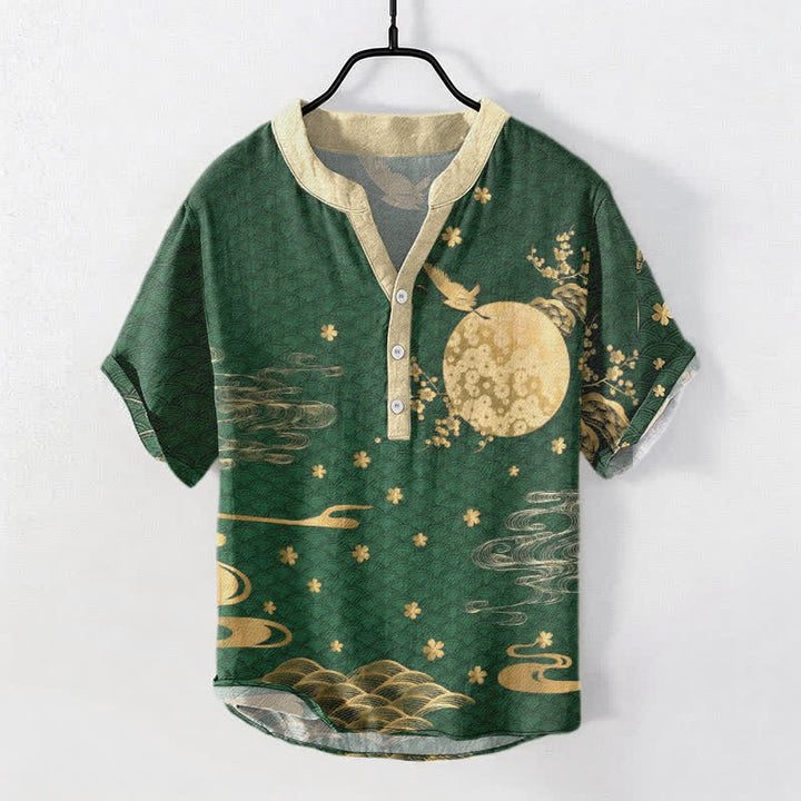 Buddha Stones Camisa de manga corta con medio botón para hombre, con estampado de flor de ciruelo, luna llena y emblema de grulla. - Verde oscuro - US/UK/AU50, EU60 (5XL) - image 7