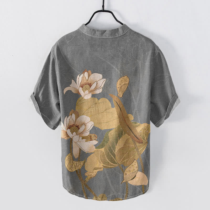 Buddha Stones Camisa de manga corta para hombre con estampado de loto pintado a mano, de algodón y medio botón. - image 6
