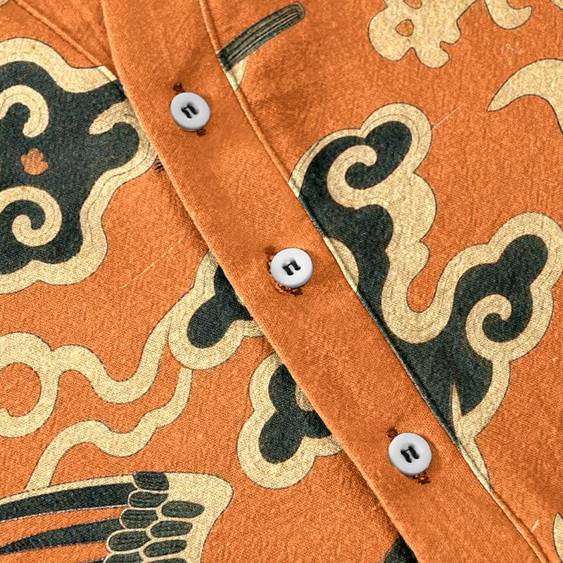 Buddha Stones Camisa de manga corta con medio botón para hombre, de algodón, con estampado de grullas y nubes. - image 3