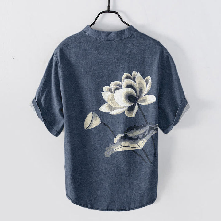 Buddha Stones Camisa de manga corta con medio botón y estampado de loto en acuarela de algodón para hombre - image 6