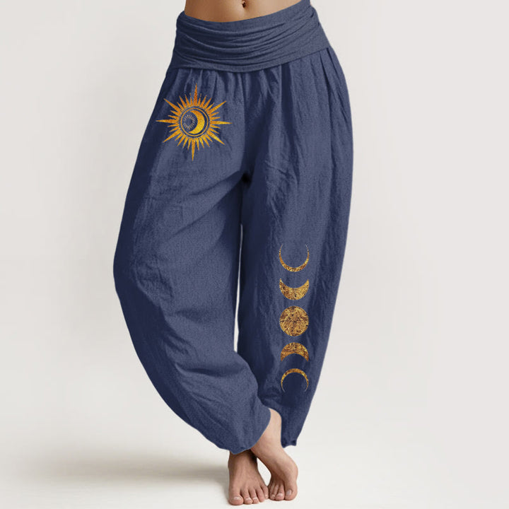 Buddha Stones Pantalones harem de mujer con cintura elástica y estampado de fases lunares y sol dorado, de algodón puro para mujer. - Azul pizarra oscuro - US16，UK/AU20，EU48 (3XL) - image 8